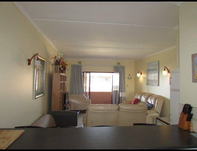 2 BEDROOM APARTMENT FOR SALE IN ST MICHAELS ON SEA